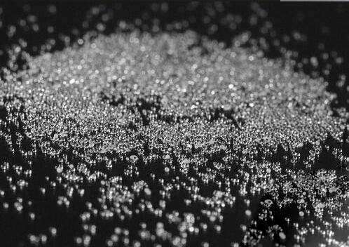 反光漆的重要部分——反光晶體價格持續攀升