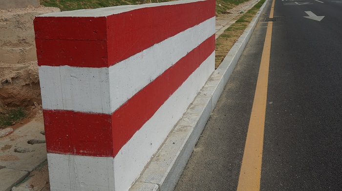 剪不斷理還亂的紅白反光涂料