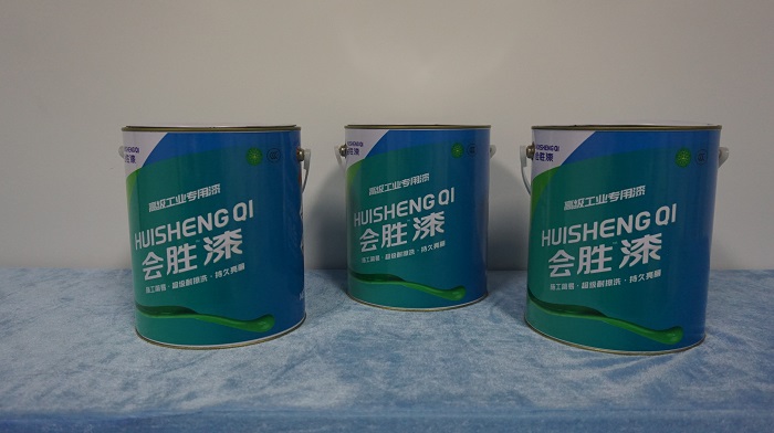 兩種意義的一個形態，你是選母愛還是選馬路反光涂料？