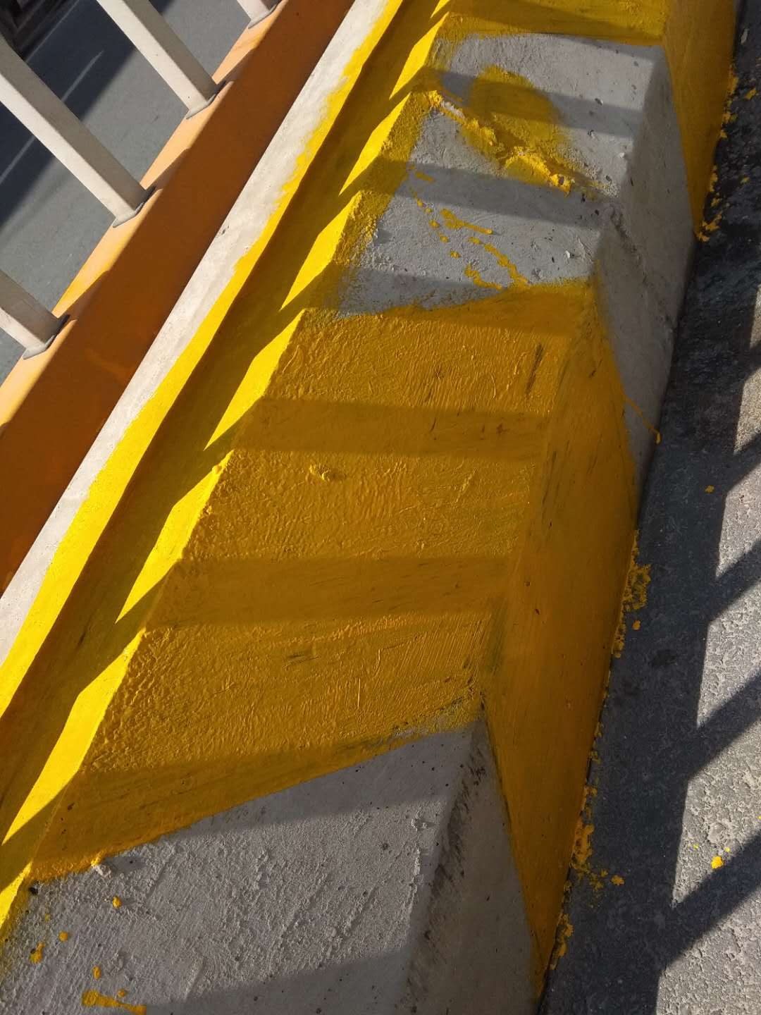 好的反光漆施工指導(dǎo)帶來(lái)的不僅是施工的便利