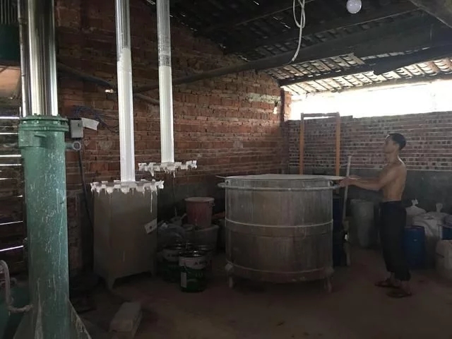 又一非法加工黑窩點(diǎn)被端，江西反光漆廠家對(duì)此表示愕然