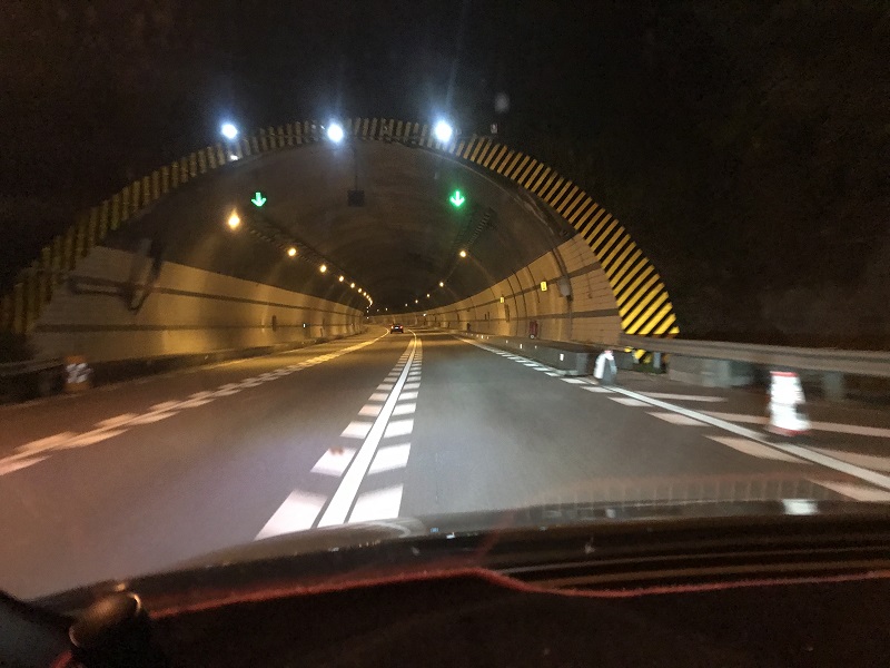 豐鎮高速隧道反光漆