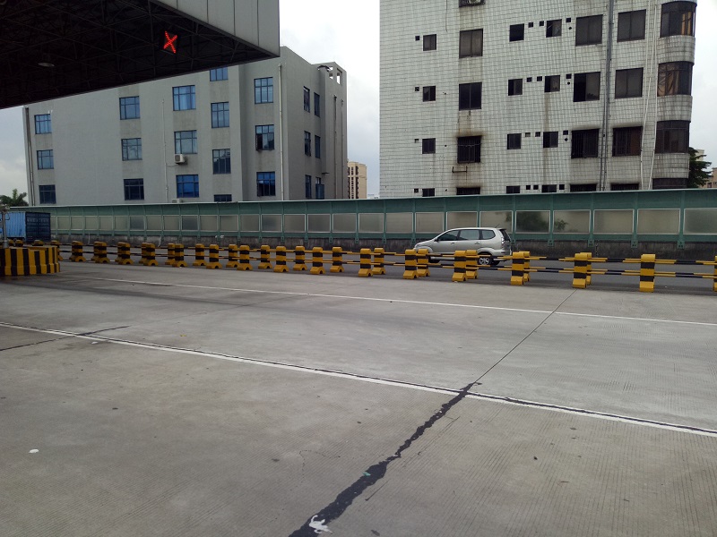 畢節高速路防撞墩反光漆