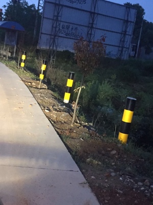 兗州道路隔離立柱反光漆