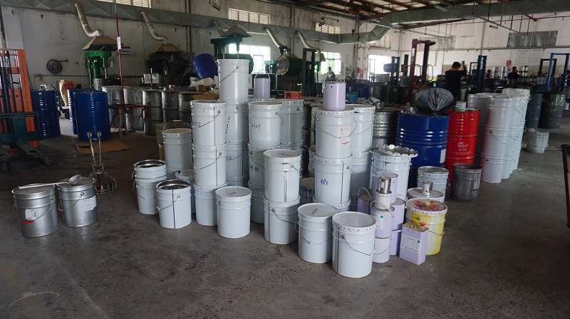 產品50問之道路設施反光涂料產生氣泡的原因是什么？