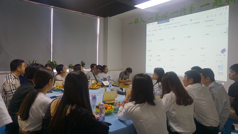 怎么回事，匯勝反光漆公司怎么這么熱鬧？