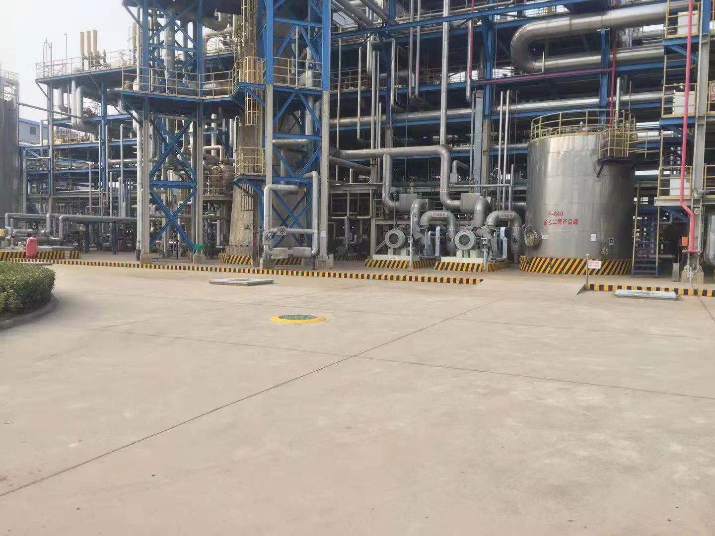 收費(fèi)亭反光漆中的反光微珠有什么性能？