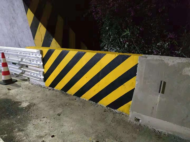 警示反光油漆在冬夏兩季的干燥速度有何不同？