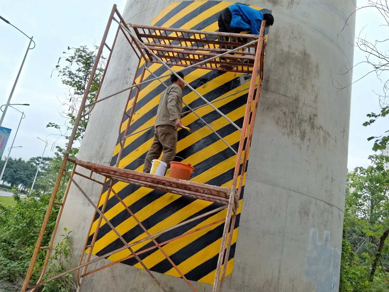 混凝土防撞墩反光涂料的施工問題該如何避免？