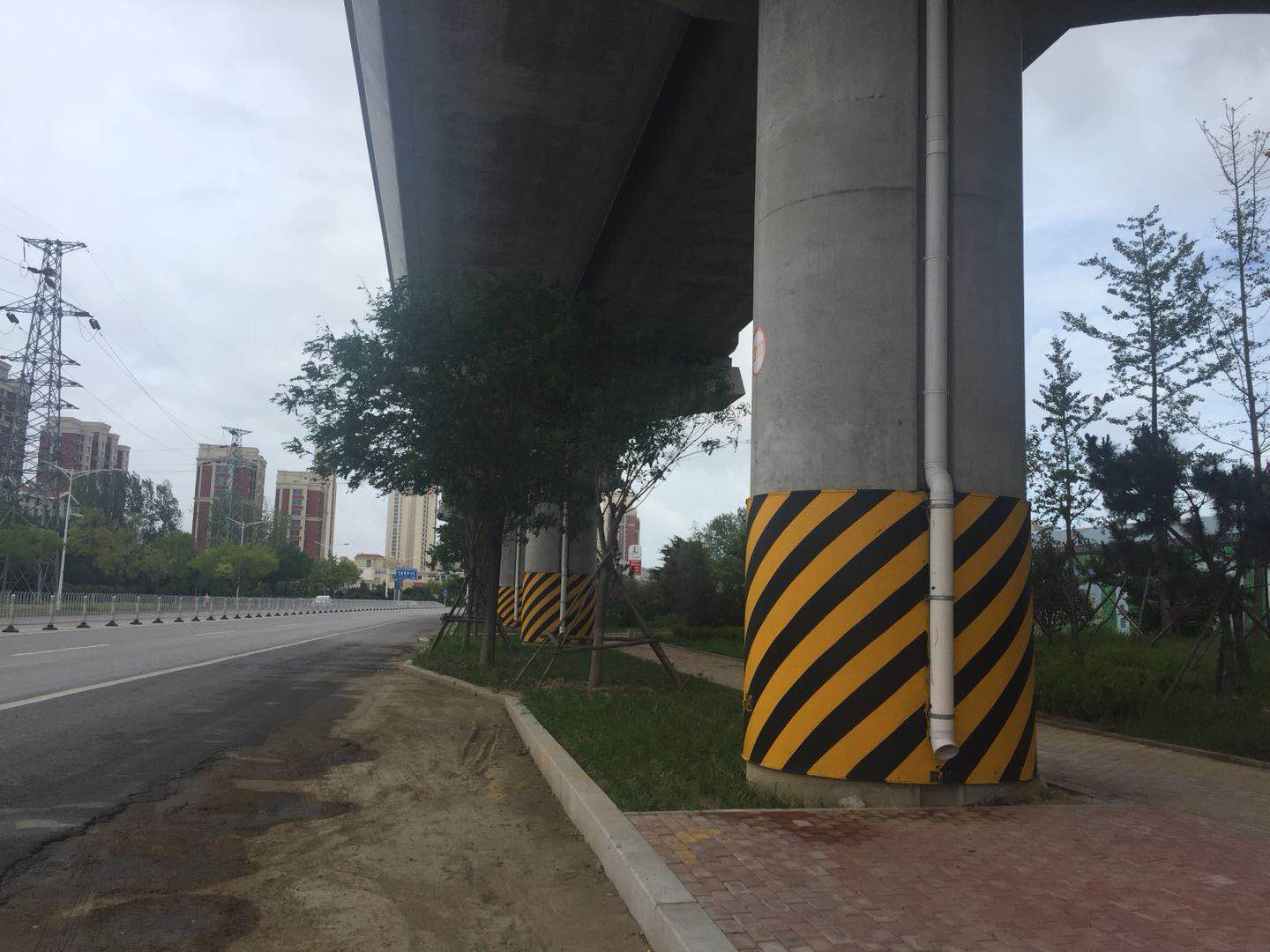 影響橋梁安全反光漆遮蓋力的原因有哪些