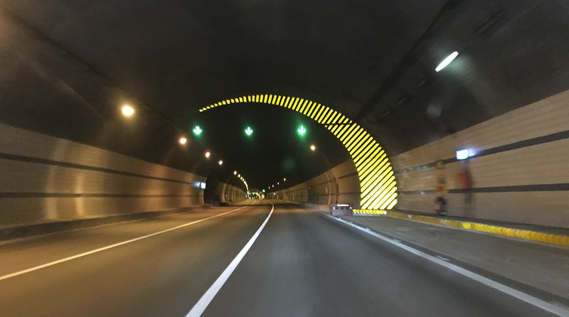 隧道為什么要涂刷反光漆呢？