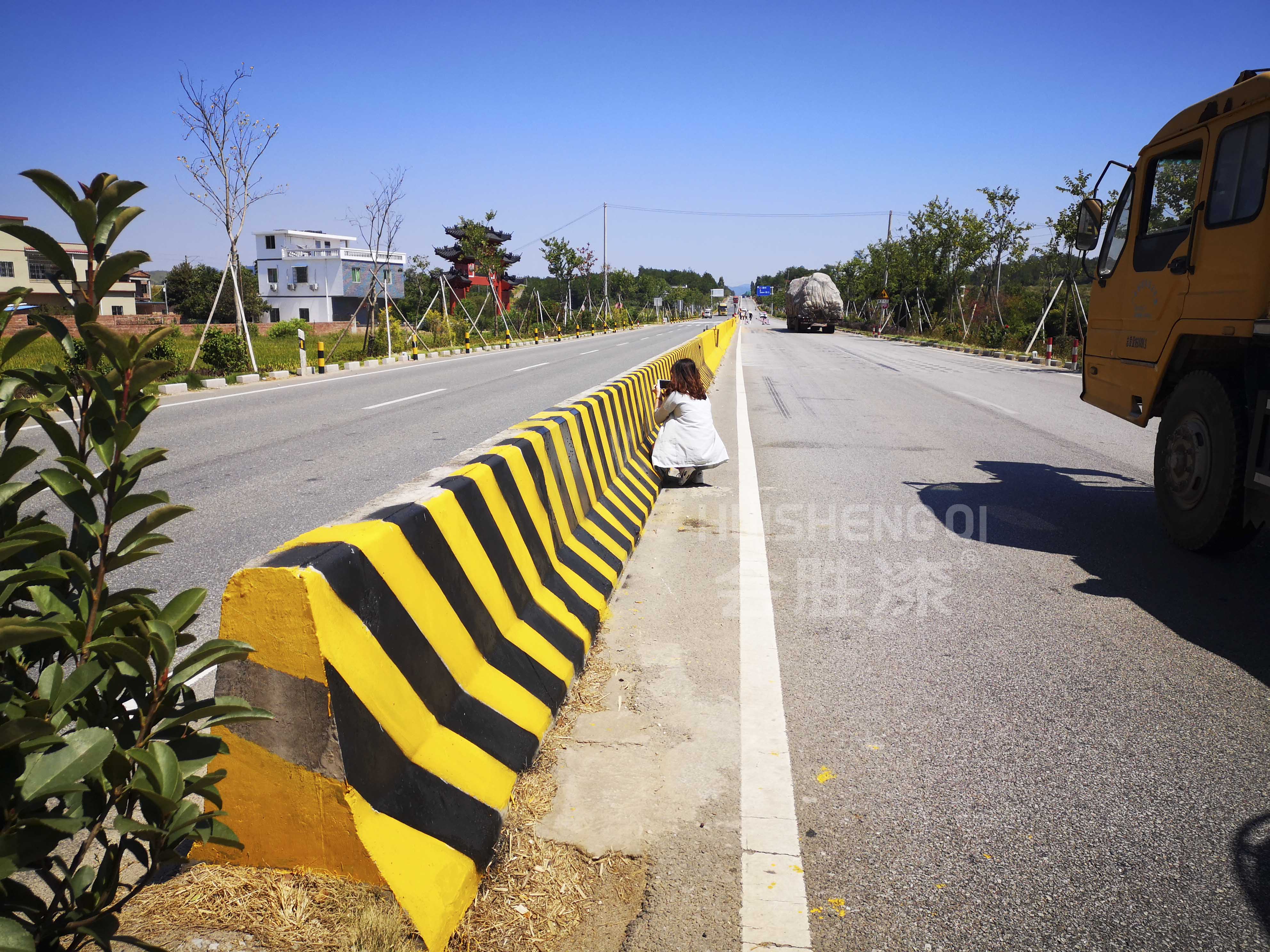 廣東哪里有道路設(shè)施油漆供應(yīng)商？