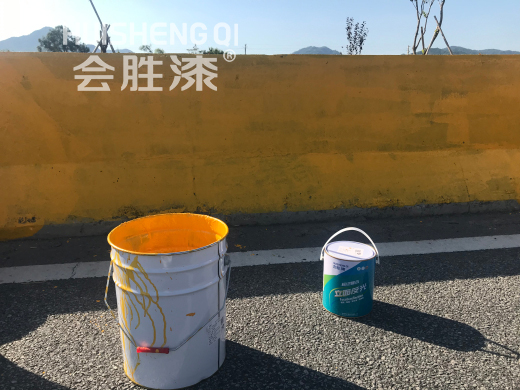 道路警示工程為什么要使用反光漆？