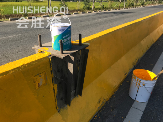 車庫跑道反光漆僅僅刷好還不夠，還要注意這些