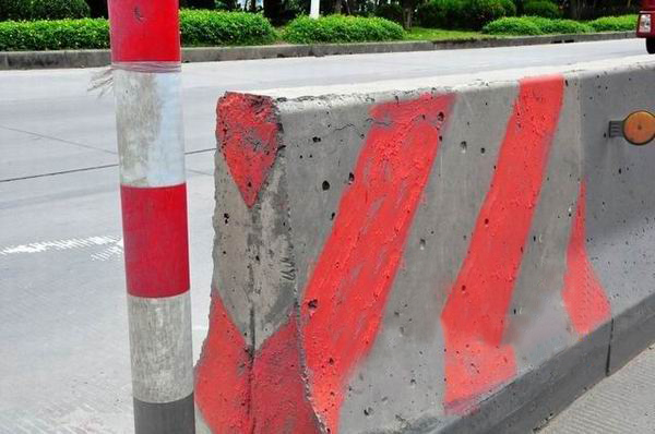 防撞墻反光漆 防撞墻反光漆