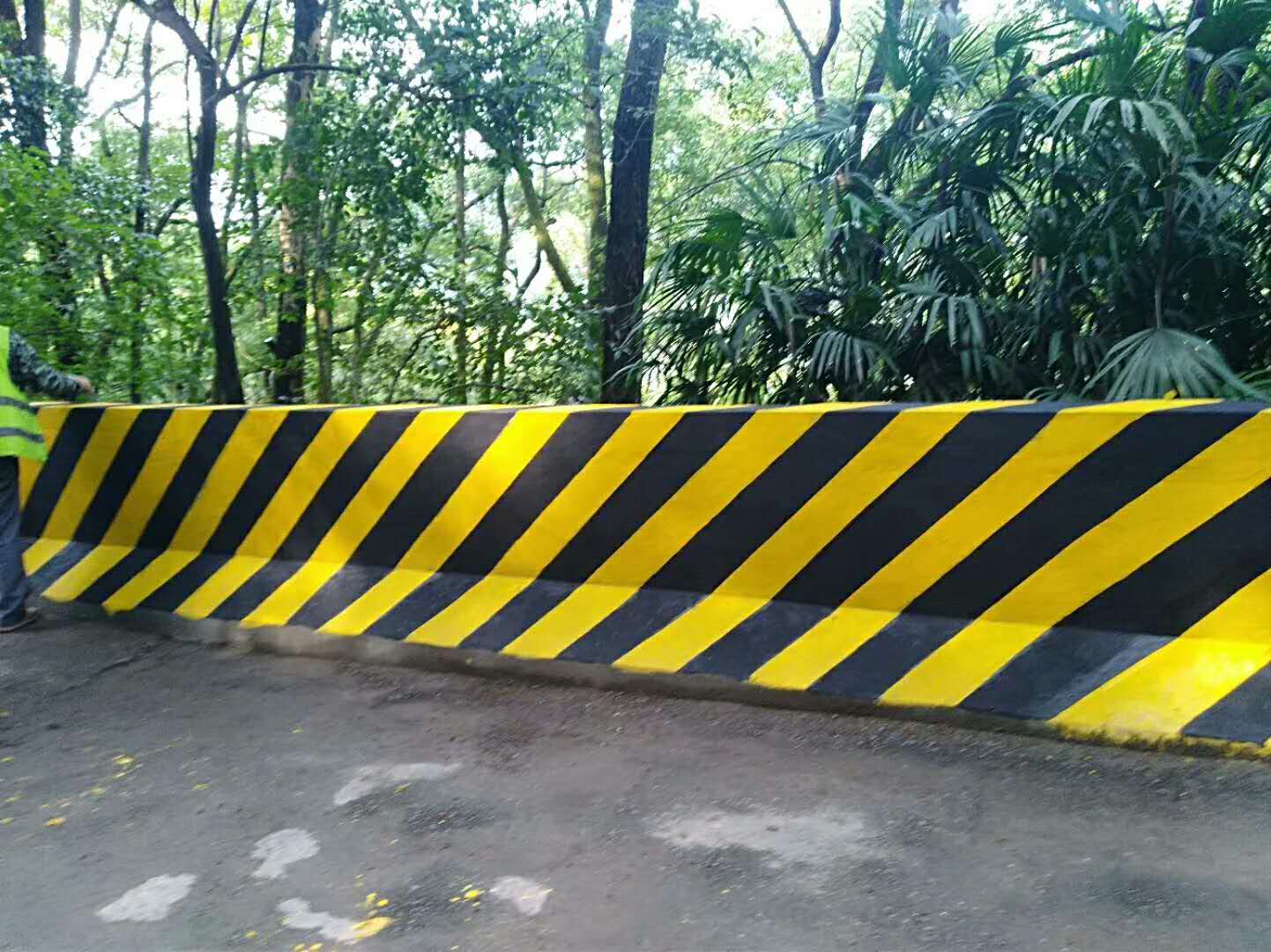 道路反光漆 道路反光漆