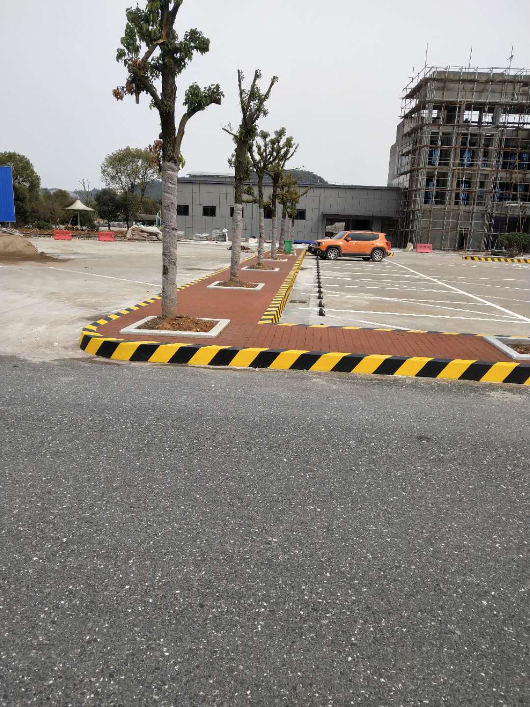 公路安全反光漆效果圖